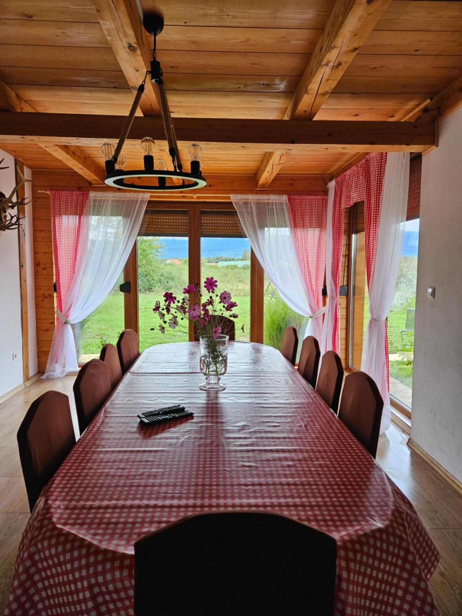 Ruralna Kuca Za Odmor Lika Villa Lovinac  Exterior photo