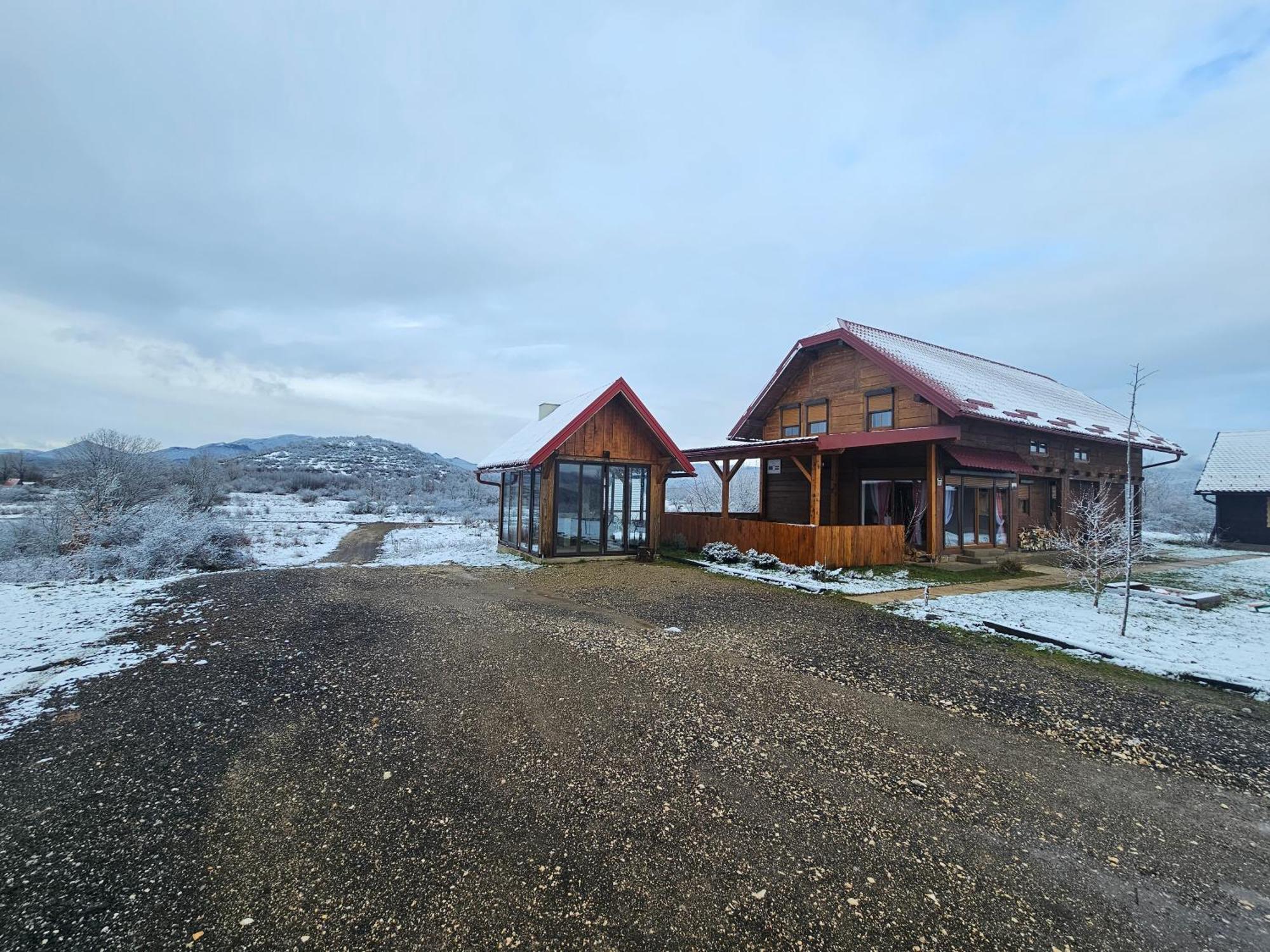 Ruralna Kuca Za Odmor Lika Villa Lovinac  Exterior photo