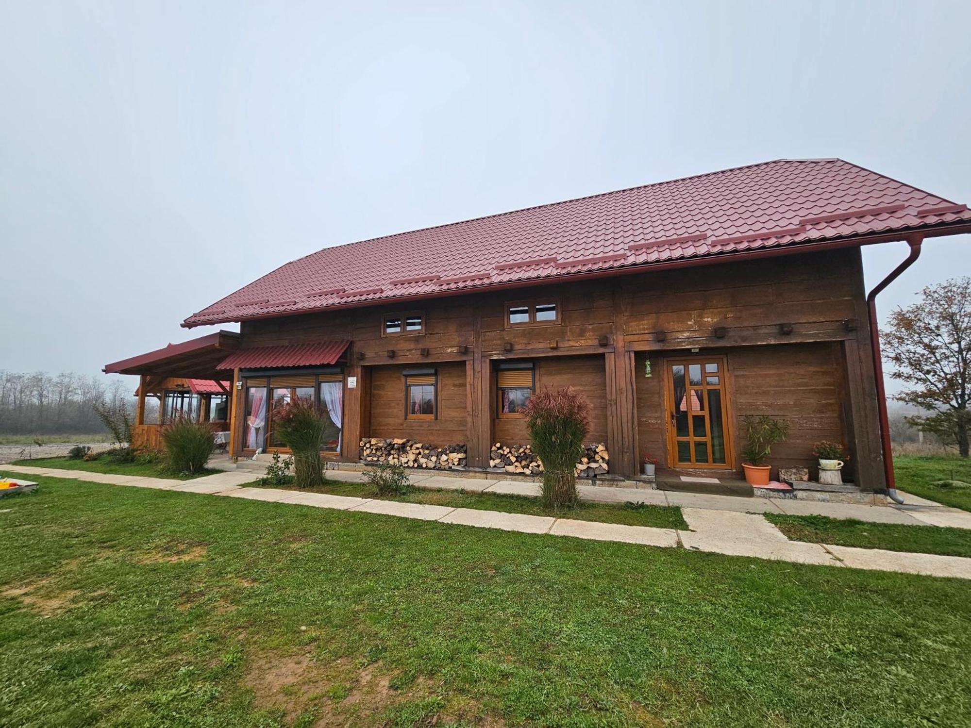 Ruralna Kuca Za Odmor Lika Villa Lovinac  Exterior photo