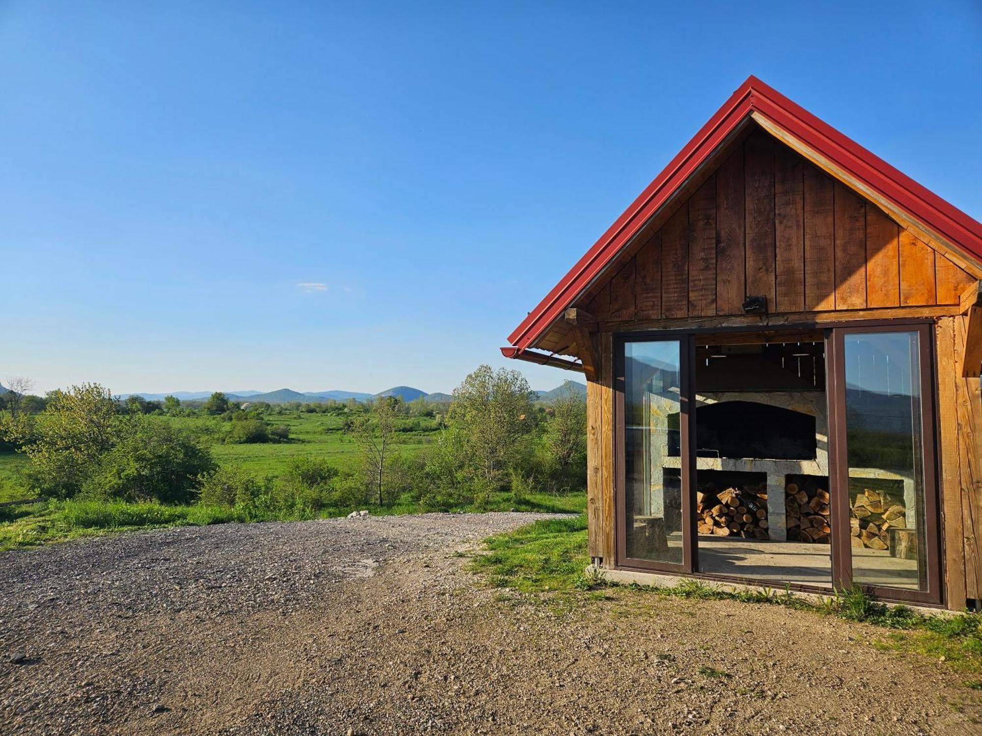 Ruralna Kuca Za Odmor Lika Villa Lovinac  Exterior photo